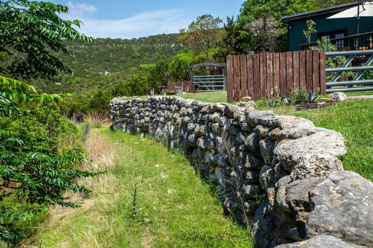 Antler Run Ranch Cabin Pipe Creek ภายนอก รูปภาพ