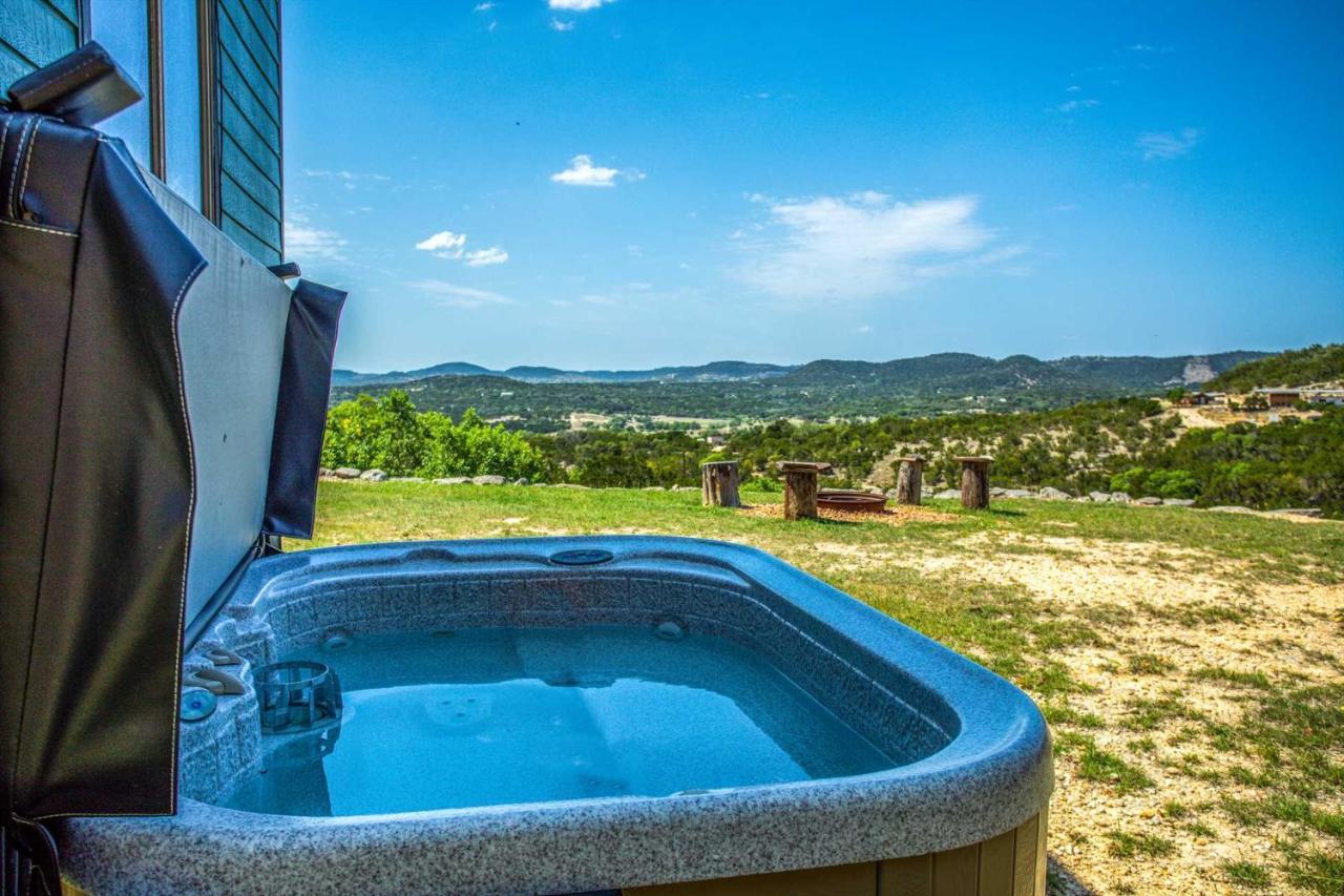 Antler Run Ranch Cabin Pipe Creek ภายนอก รูปภาพ